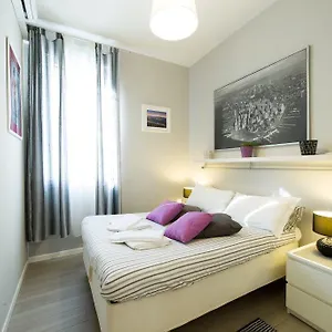 https://alloggio-casa-tua.it-tuscanyhotel.com