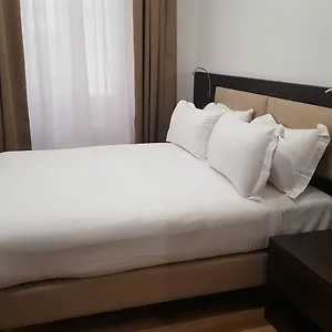 3* Πανσιόν Una Finestra Su Monti